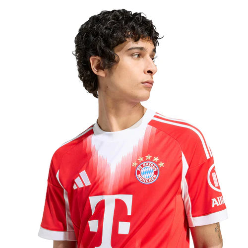 Camisa Bayern de Munique 25/26 Home Vermelho e Branco Torcedor