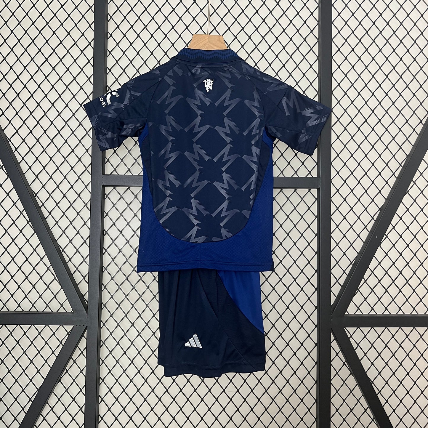 Conjunto Infantil Manchester United Away 24/25