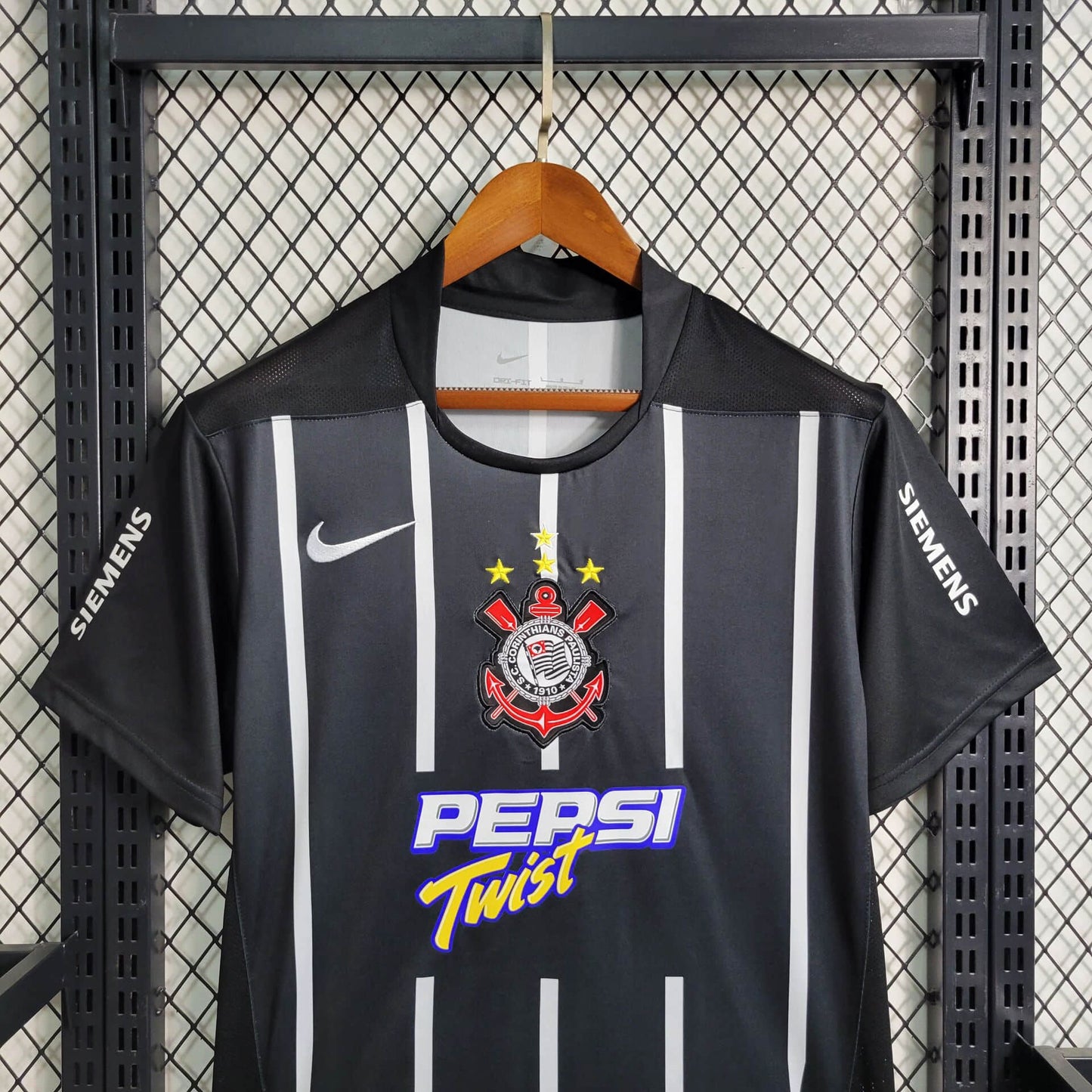 Camisa Corinthians Titular 2004 - Versão Retrô Preta Pepsi Twist