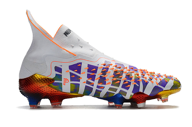 Chuteira Adidas Predator Freak+ Campo