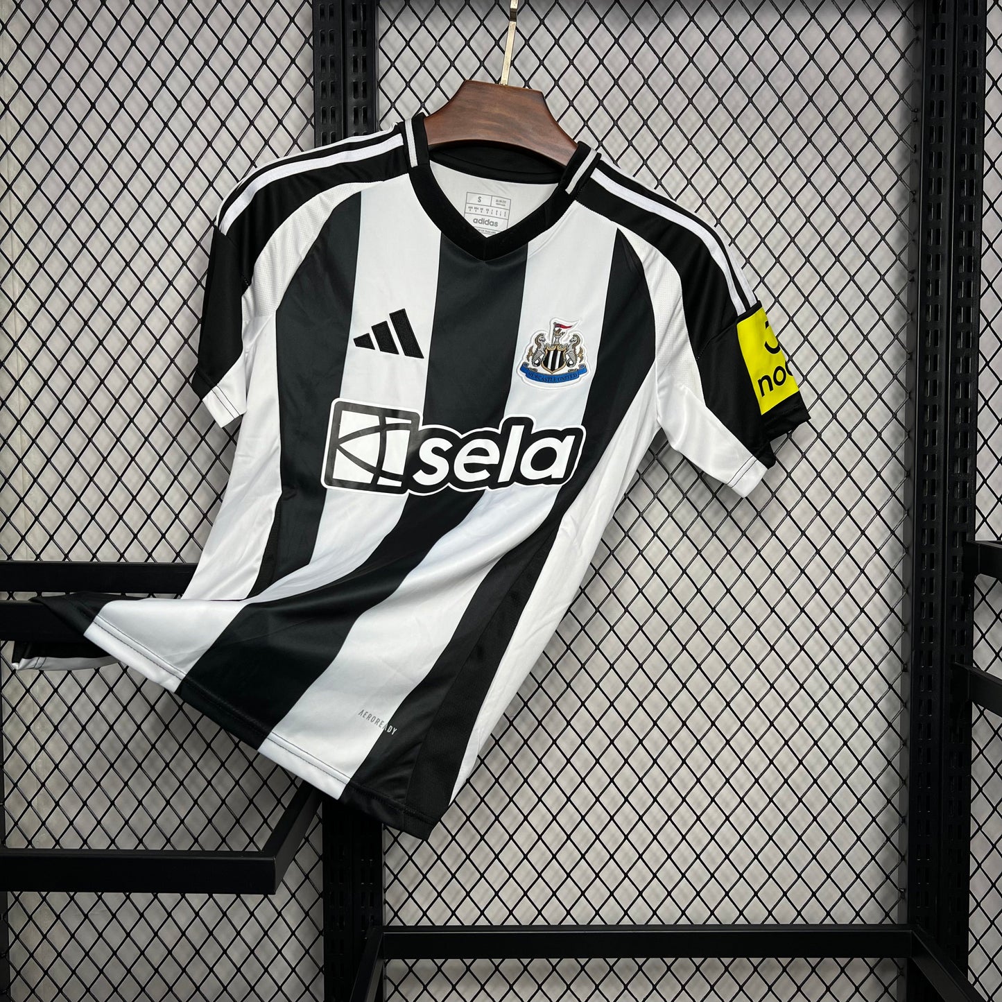 Camisa NewCastle Home 24/25 - Torcedor Masculina Lançamento