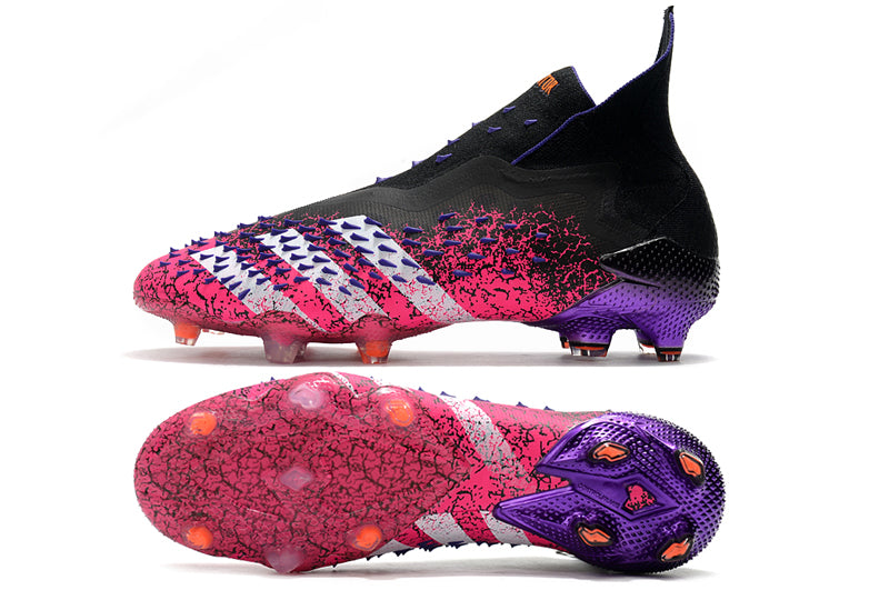 Chuteira Adidas Predator Freak+ Campo