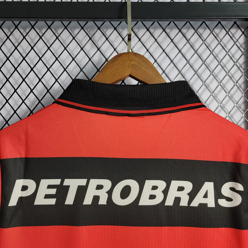 Camisa Retrô Flamengo I Home 1999/00 Masculina Vermelha e Preta