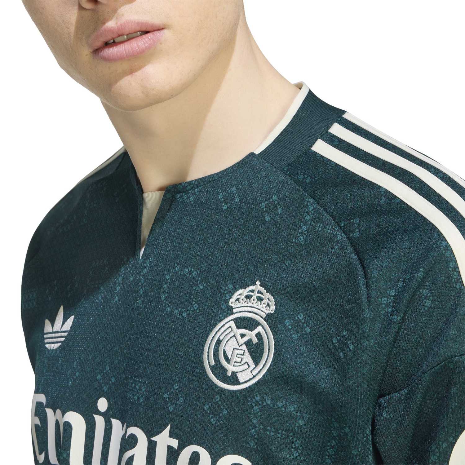 Camisa Real Madrid Away Manga Longa 26/27