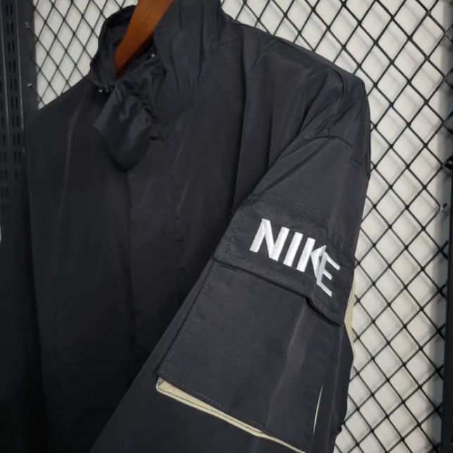 Jaqueta Corta Vento Nike - Preto