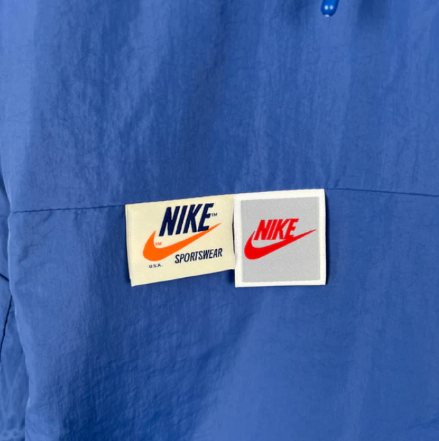 Jaqueta Corta Vento Nike SportWear - Azul