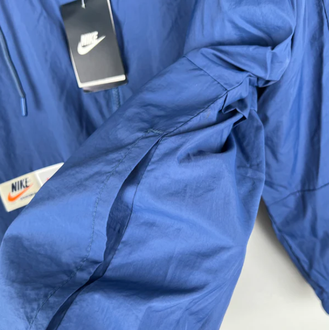 Jaqueta Corta Vento Nike SportWear - Azul