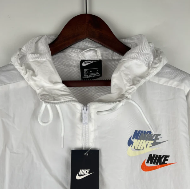 Jaqueta Corta Vento Nike SportWear - Branco