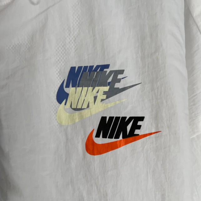 Jaqueta Corta Vento Nike SportWear - Branco