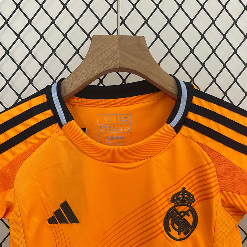 Kit Infantil Real Madrid Away 24/25