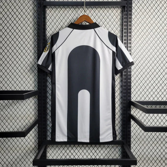 Camisa Retrô Juventus I 1997/98 Masculino Preto e Branco