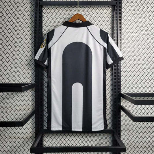 Camisa Juventus 1997/98 Home Preto e Branco Retrô