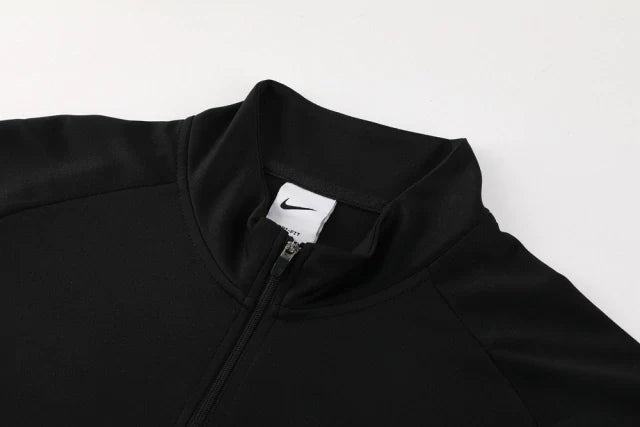 Conjunto Treino Swoosh - Preto