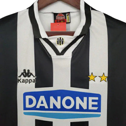 Camisa Juventus 1994/95 Preta e Branca Retrô